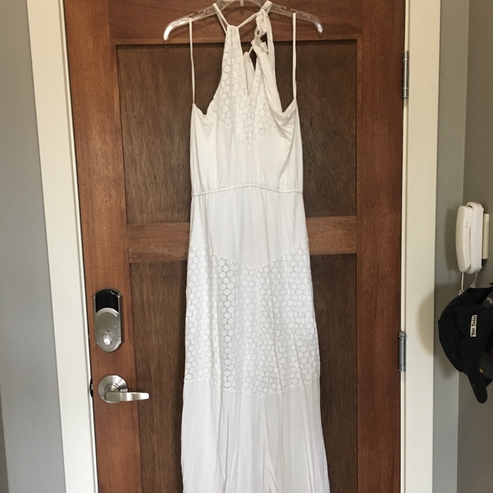 White maxi dress